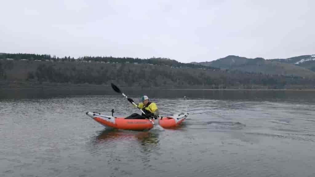 The Intex Excursion is not a performant kayak.
