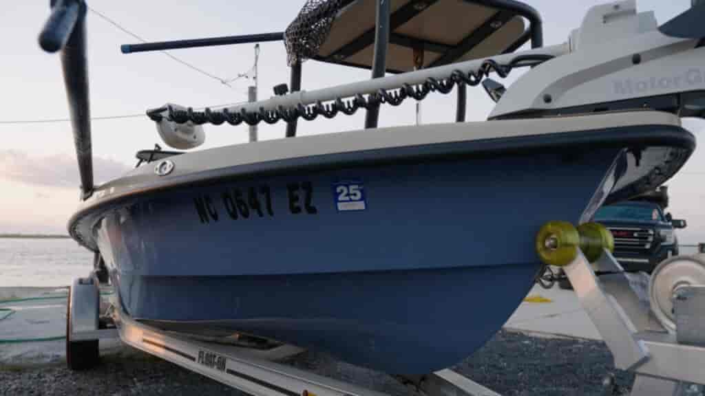 V-shaped hull of the Heron 18 cuts through the water very nicely!