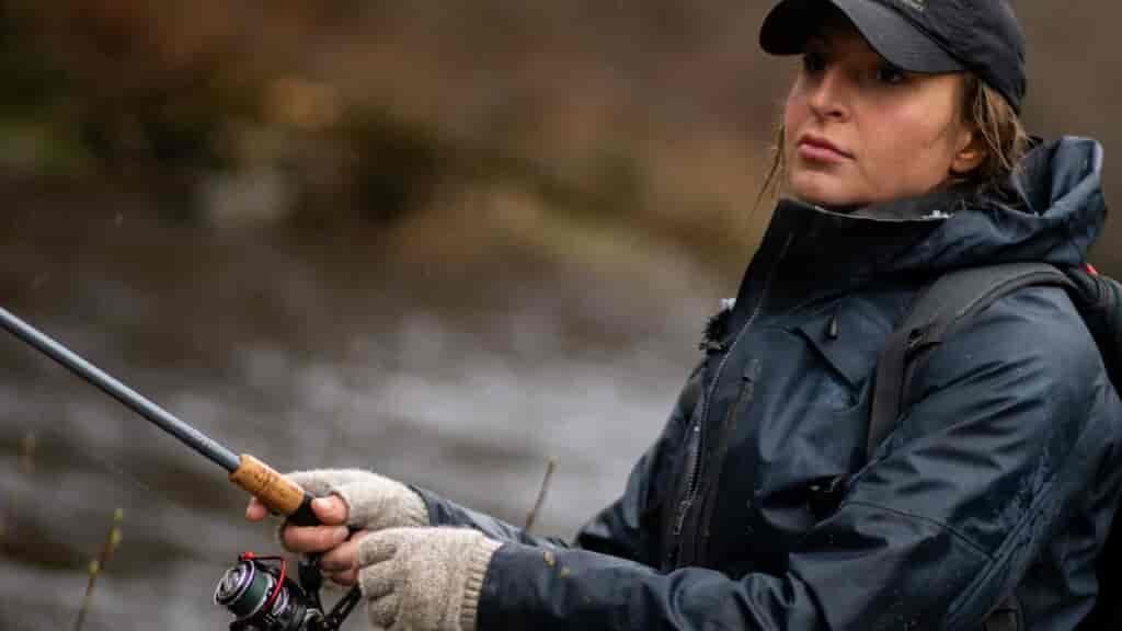 Catching Steelhead requires the right gear for you.  Everyone has their own comfort level with gear.  Work with what you're comfortable with. Float Fishing with Jigs for Steelhead in Pacific Northwest 