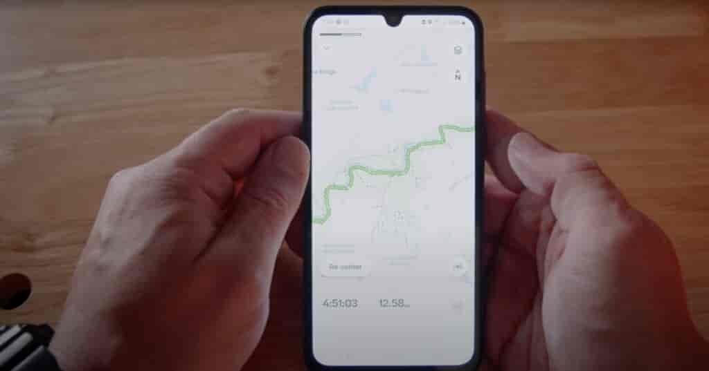alltrails va strava - hiking apps