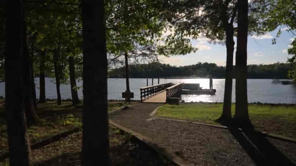 Fishing Guide to Smith Mountain Lake